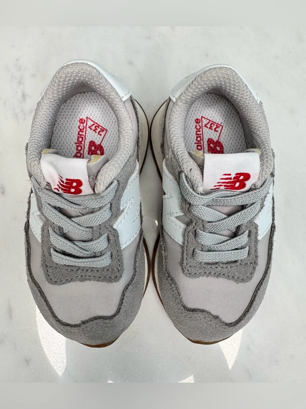 New Balance Kids Gray, White & Red Logo Classic Sneaker